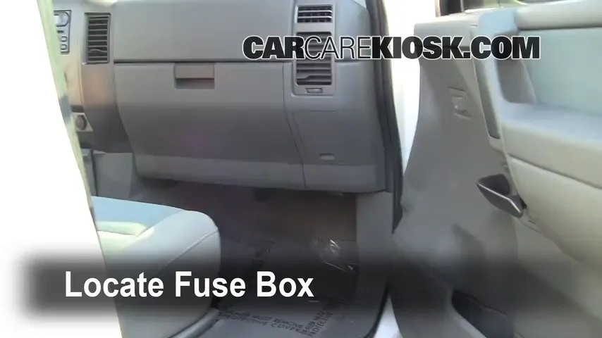 2007 Nissan Titan SE 5.6L V8 Crew Cab Pickup Fuse (Interior)